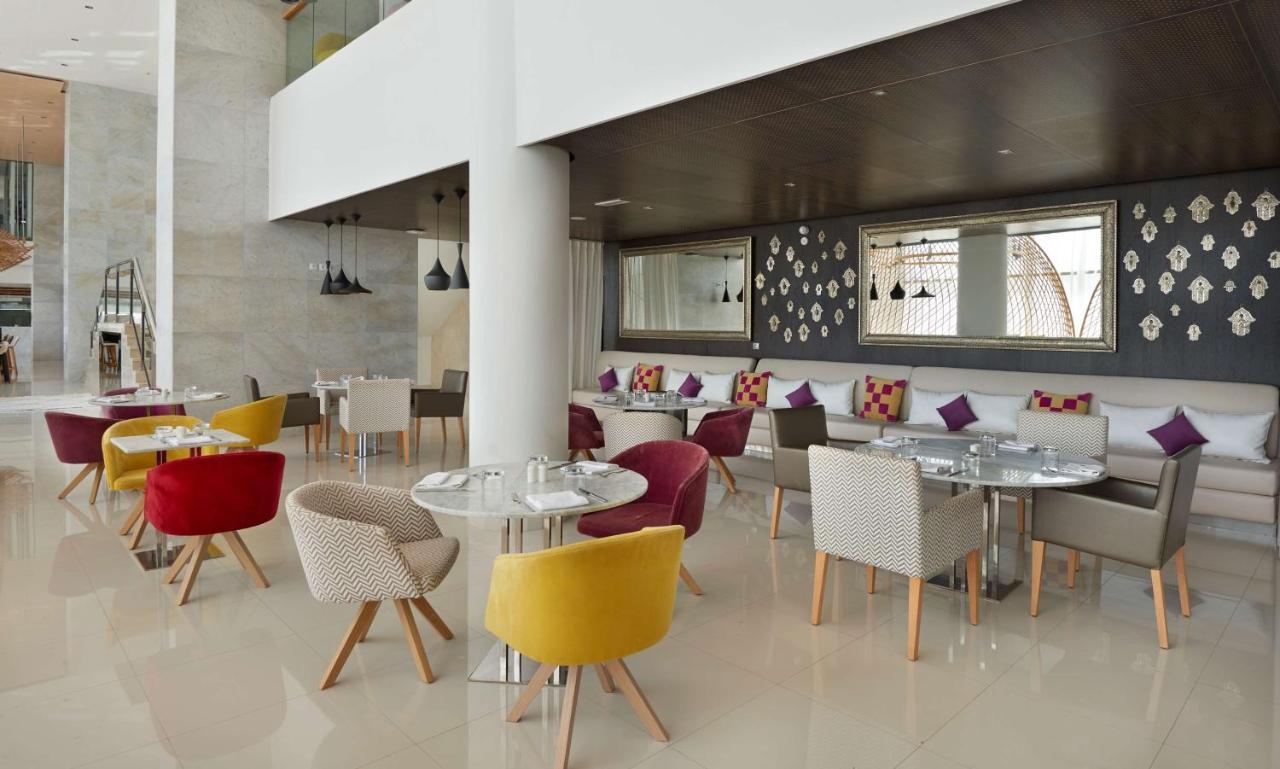 Hyatt Place Taghazout Bay Kültér fotó The restaurant