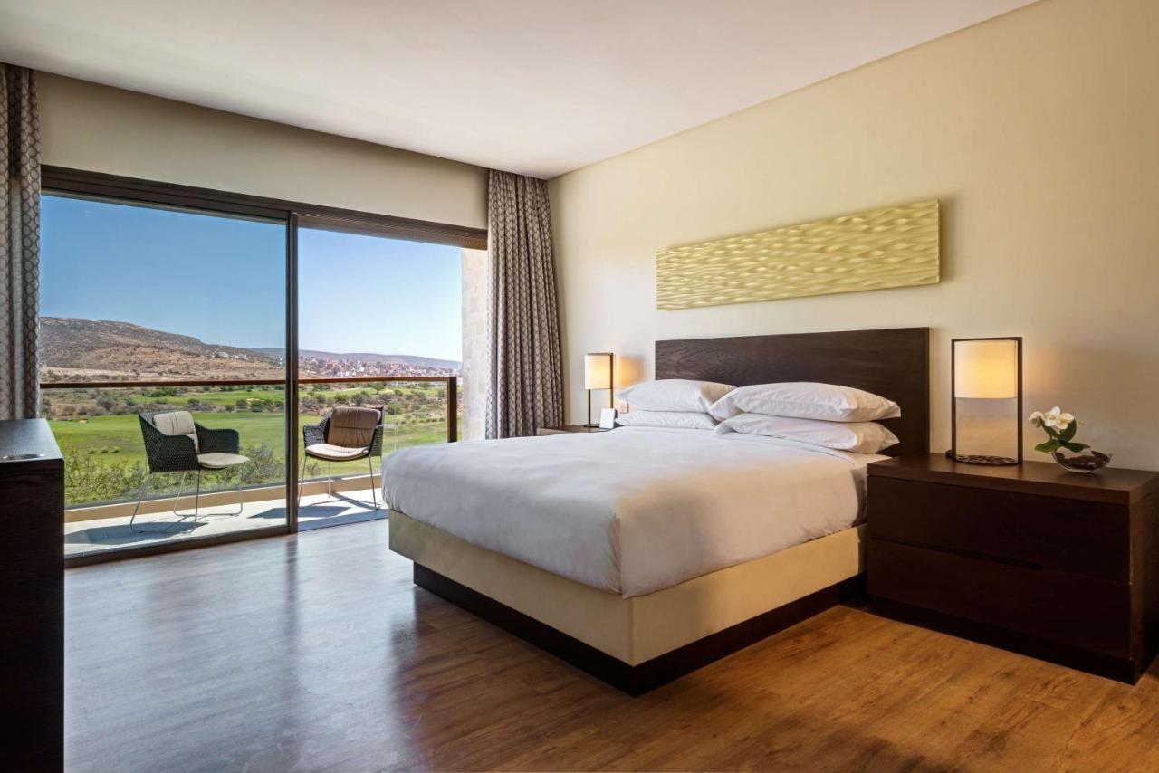 Hyatt Place Taghazout Bay Kültér fotó A bedroom at the Hilton Scottsdale Resort and Villas