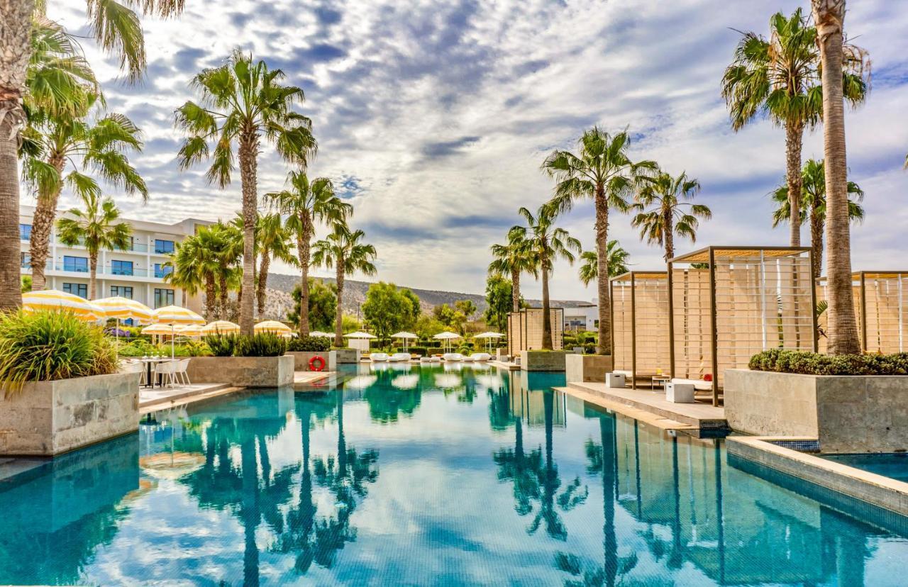Hyatt Place Taghazout Bay Kültér fotó The pool at the Westin Resort and Spa, Playa Mujeres