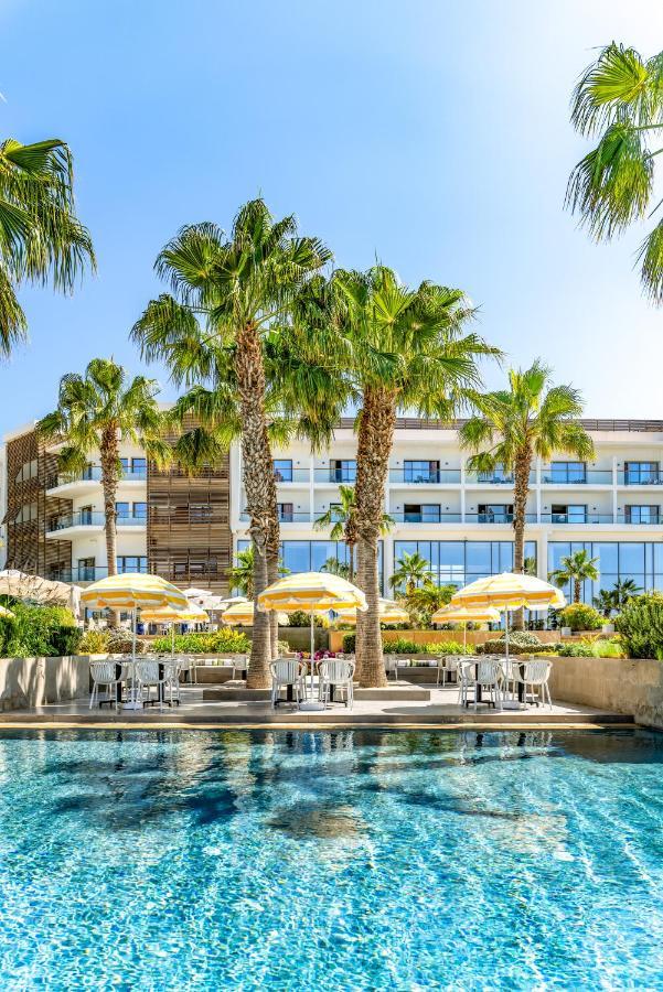 Hyatt Place Taghazout Bay Kültér fotó The hotel's pool area