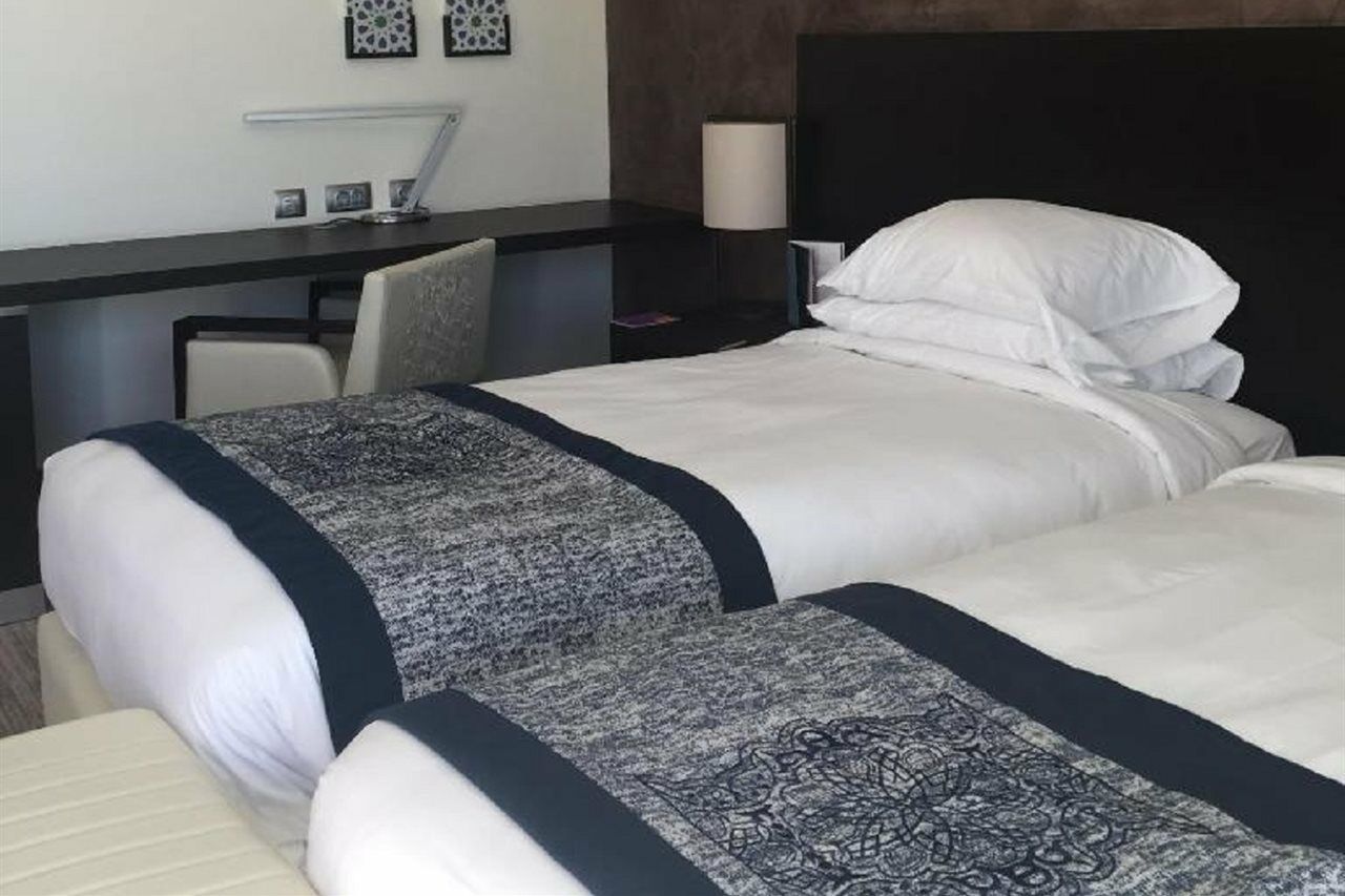 Hyatt Place Taghazout Bay Kültér fotó A bed runner